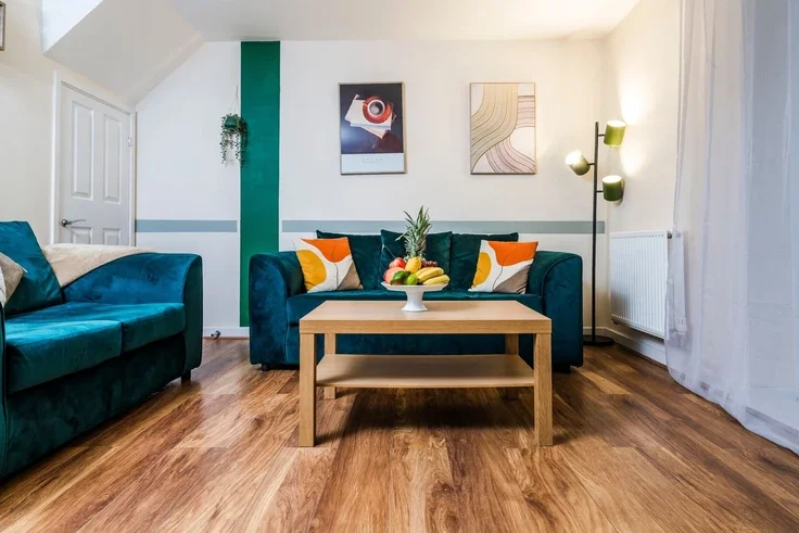 House Fairholm Close in Nottingham