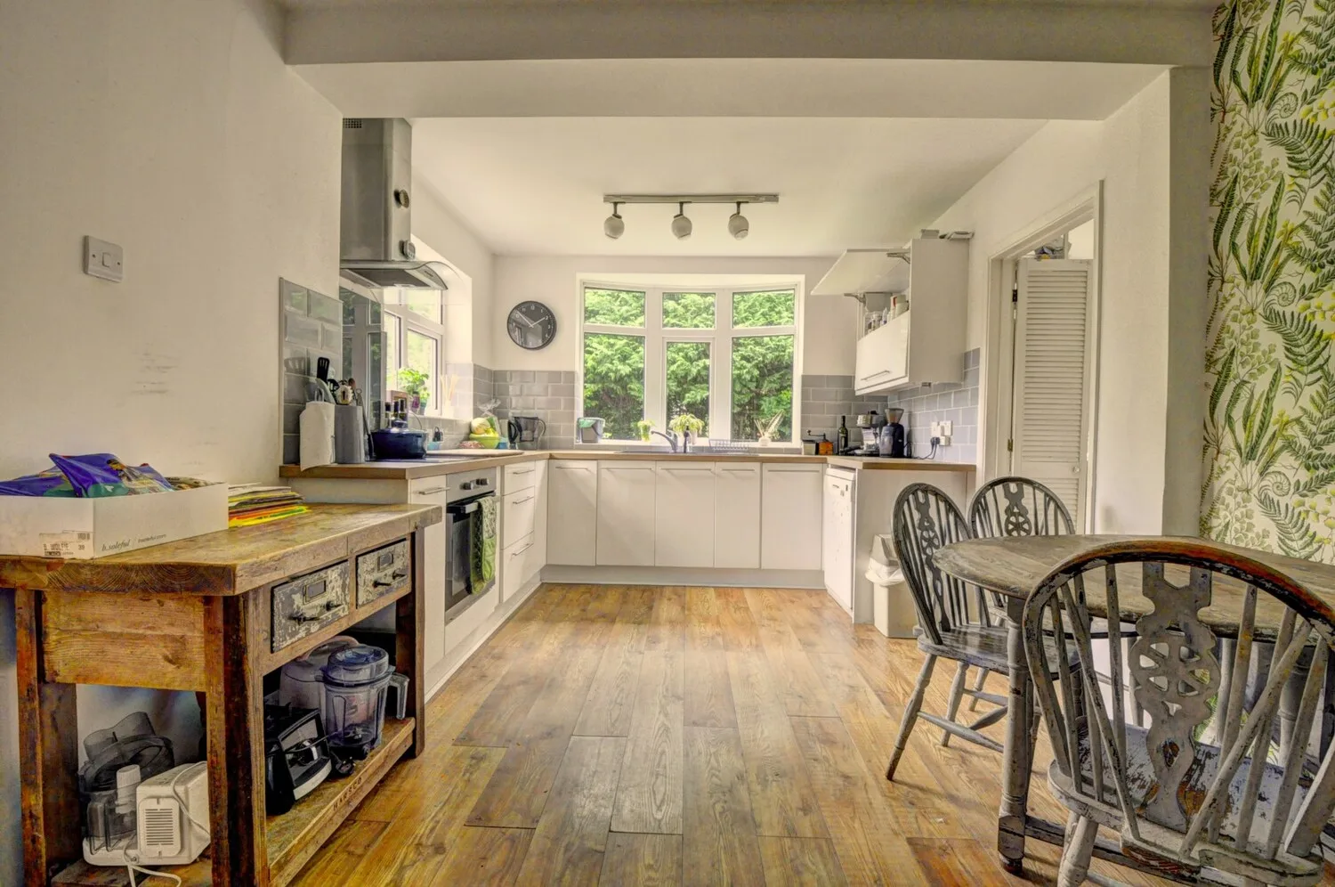 House Elmdale Gardens in Princes Risborough