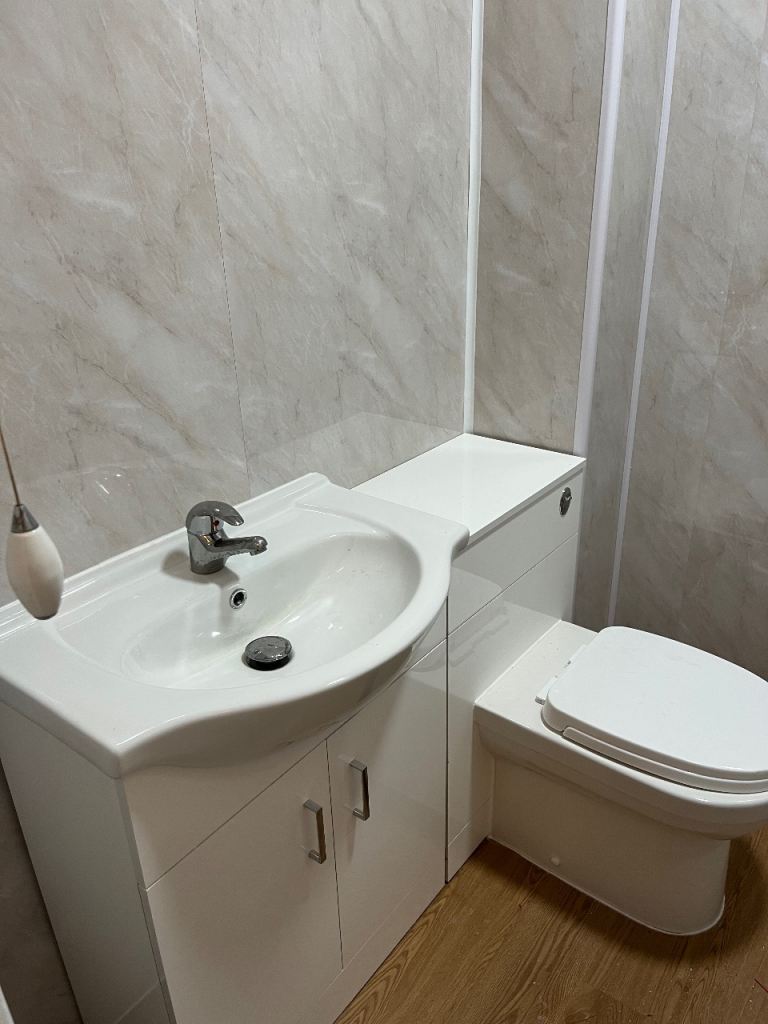 Flat Royal Lane in Greater London