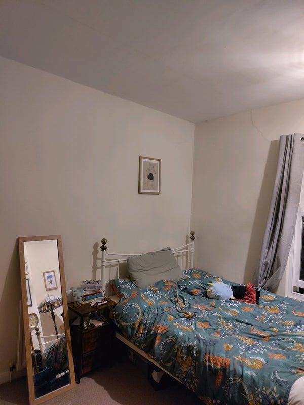 Room Orlando Road in Leicester