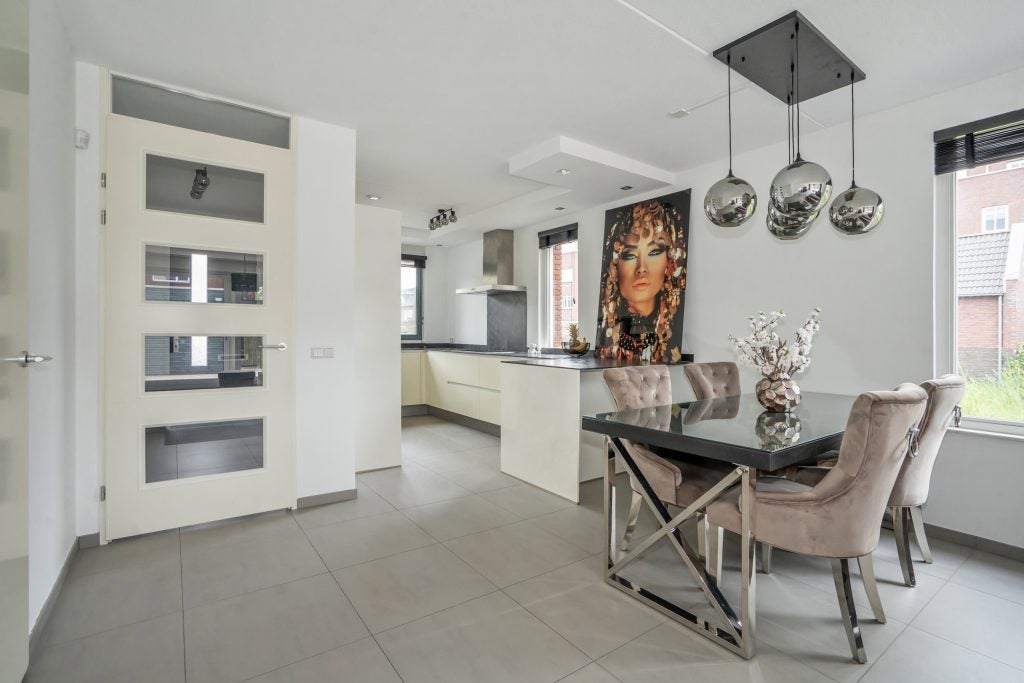 Hoekwoning te koop: Hoefslagendreef 50, Delft