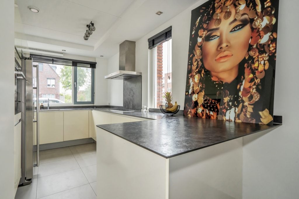 Hoekwoning te koop: Hoefslagendreef 50, Delft