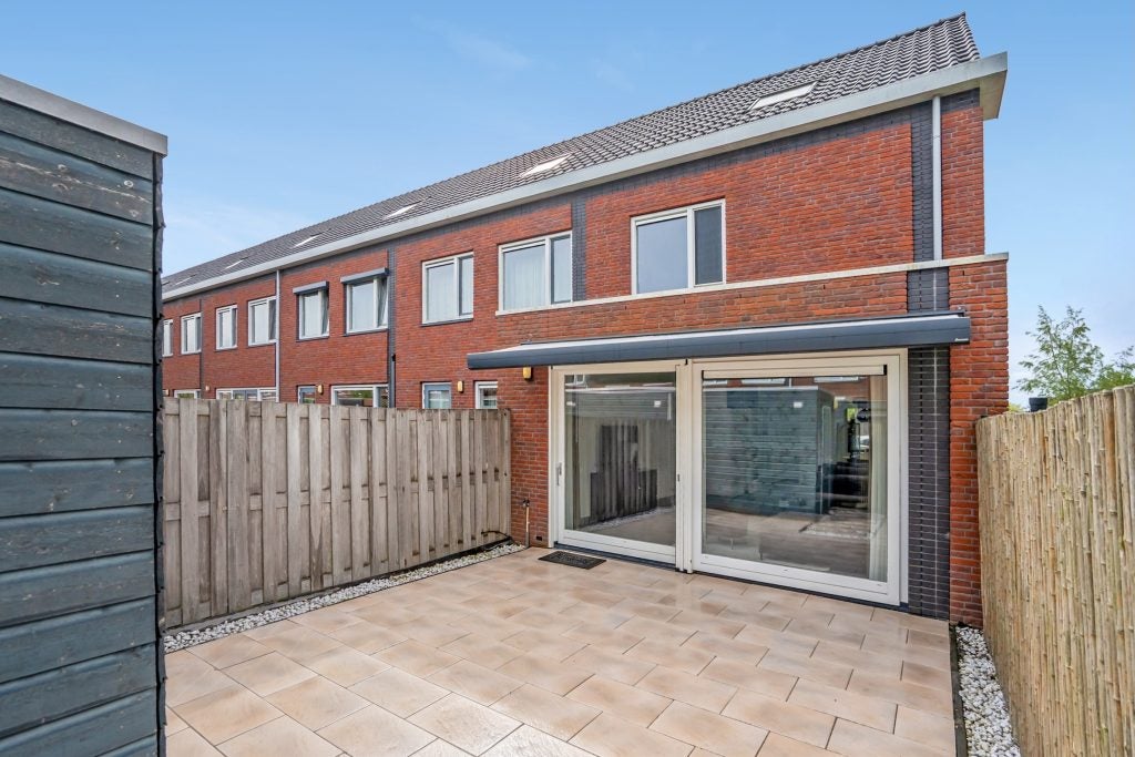 Hoekwoning te koop: Hoefslagendreef 50, Delft