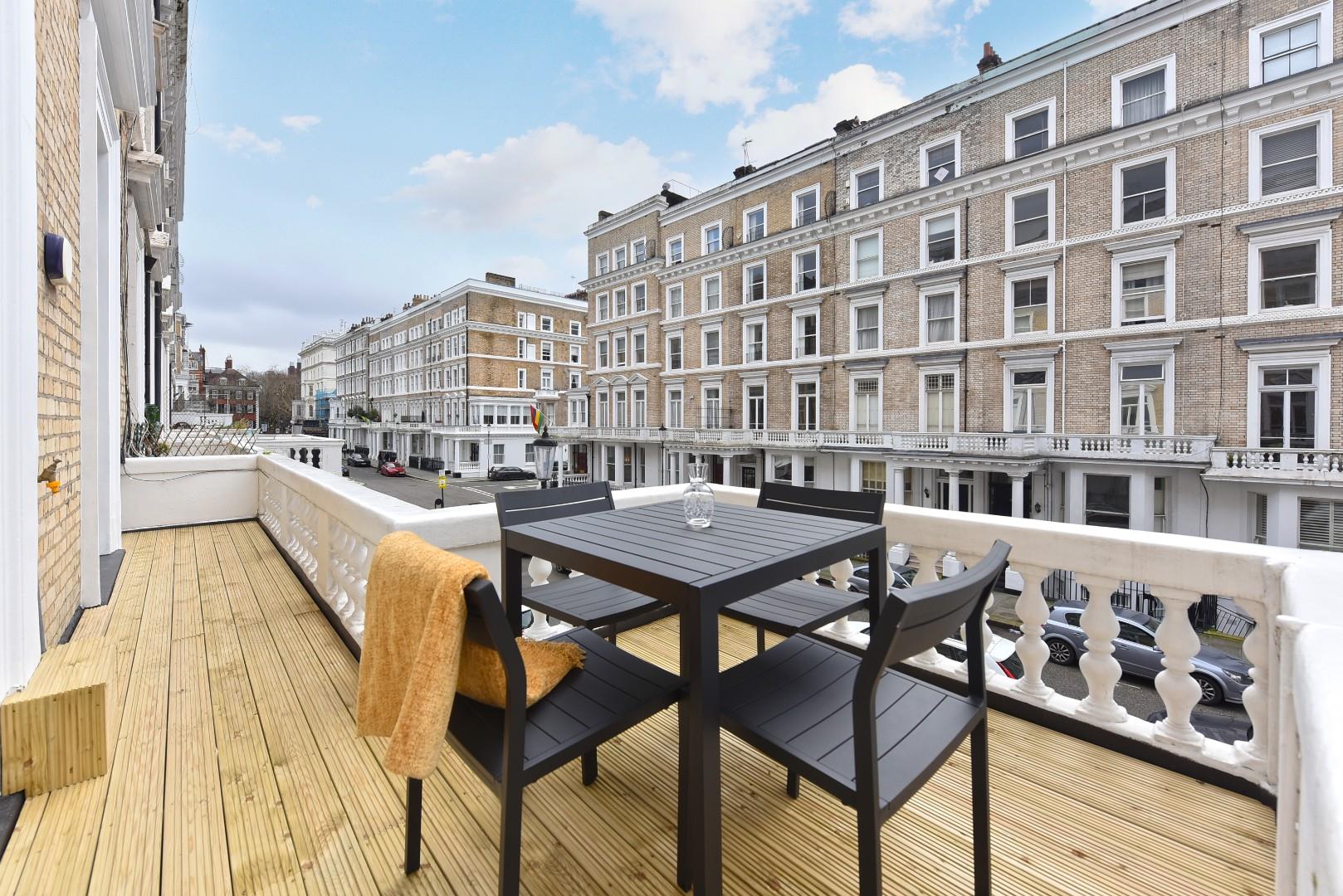 Flat Elvaston Place in Greater London
