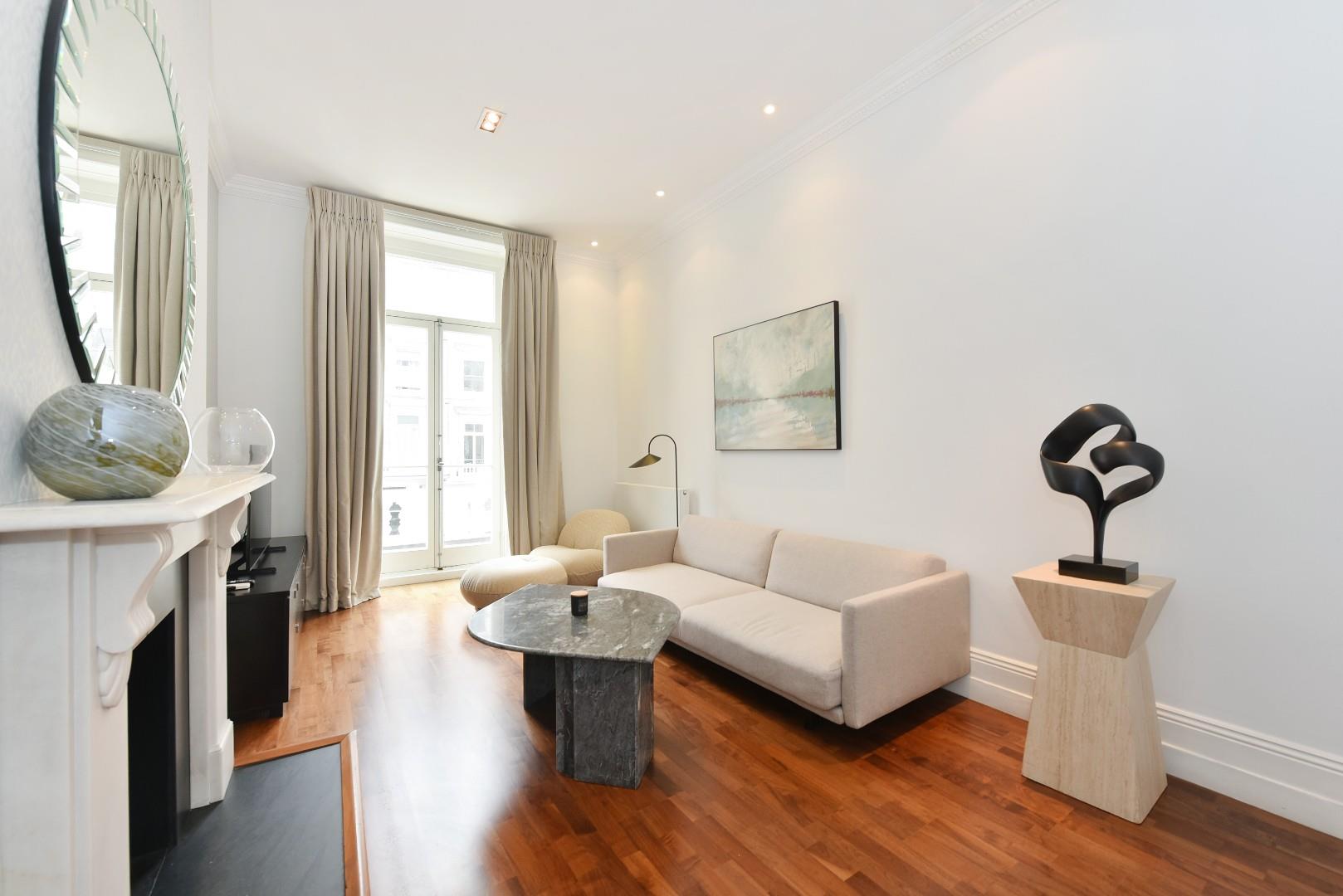 Flat Elvaston Place in Greater London