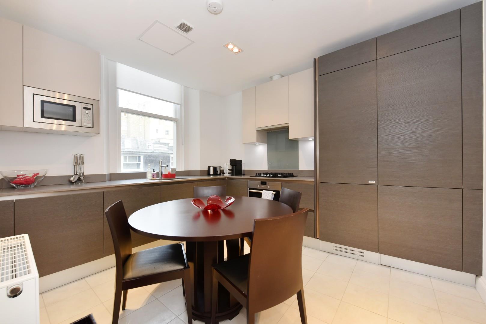Flat Elvaston Place in Greater London