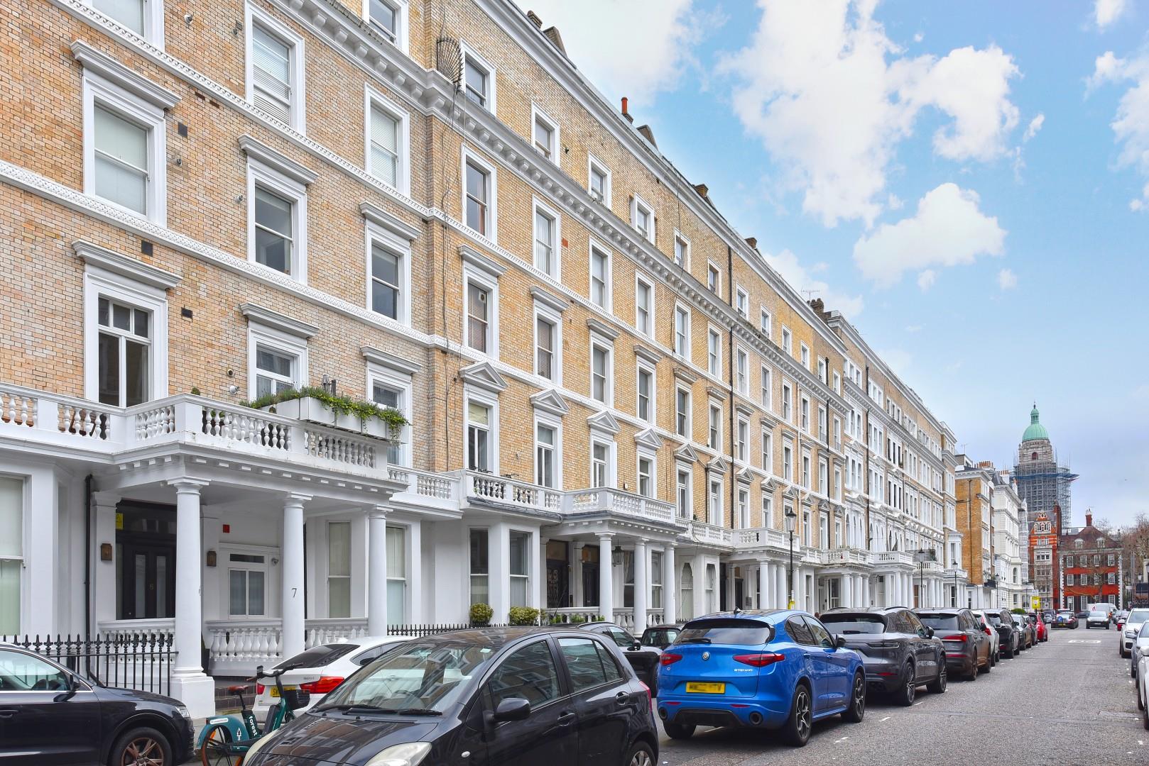 Flat Elvaston Place in Greater London