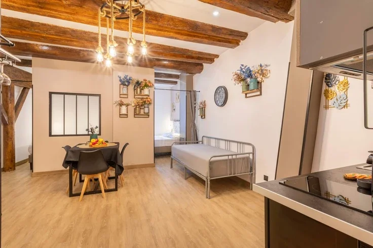 Appartement Place Francis Chirat à Marseille