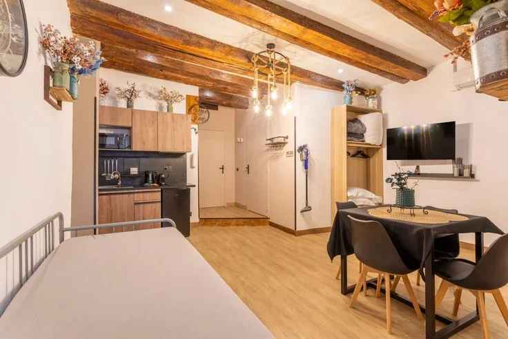 Appartement Place Francis Chirat à Marseille