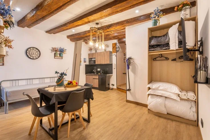 Appartement Place Francis Chirat à Marseille