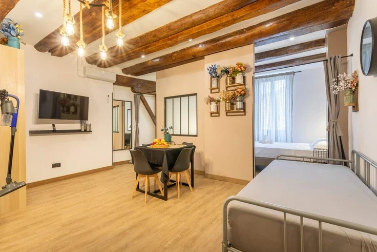 Appartement Place Francis Chirat à Marseille