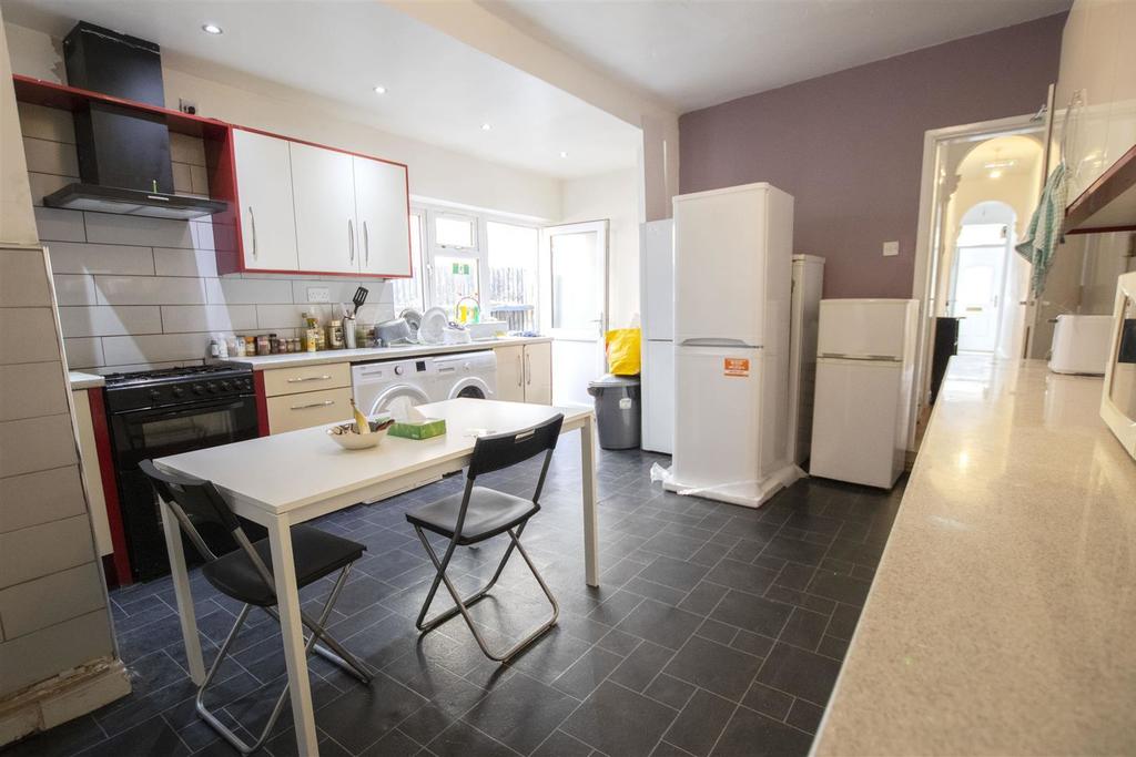 Flat Bournbrook Road in Birmingham