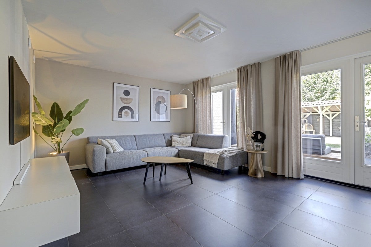 Hoekwoning te koop: Lire 9, Dronten