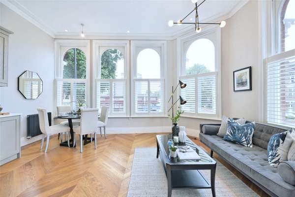 Flat Elgin Avenue in City of Westminster
