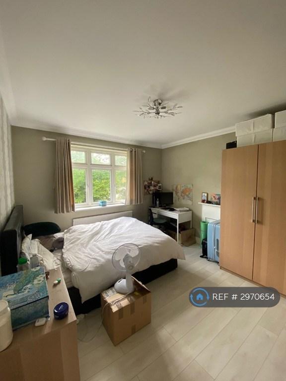 House Sheepcot Lane in Watford