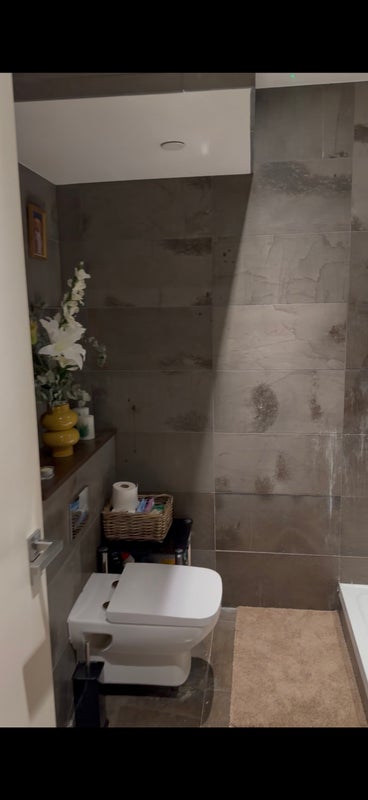 Room Balmes Road in Greater London