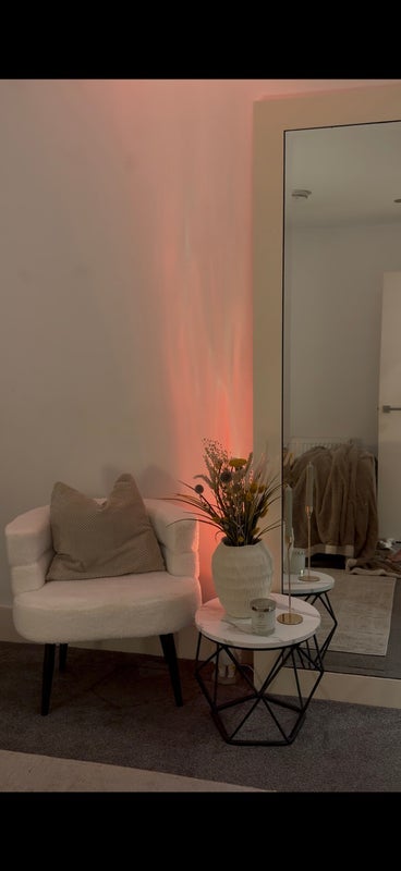 Room Balmes Road in Greater London