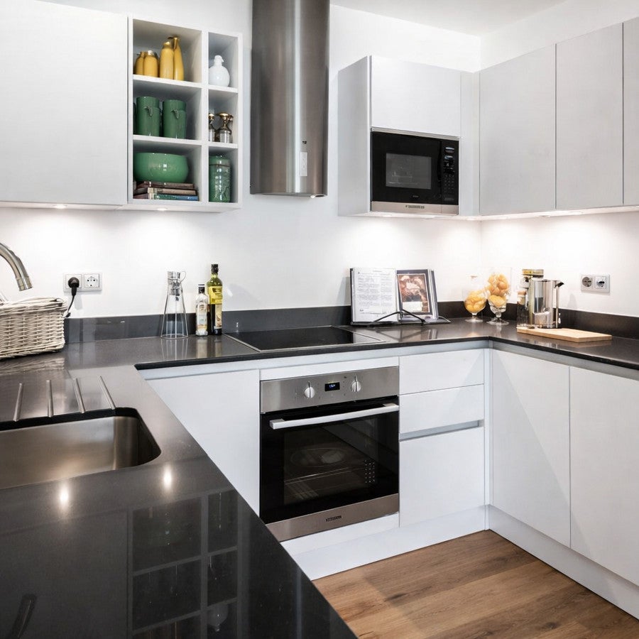 Flat Clare Street in Greater London