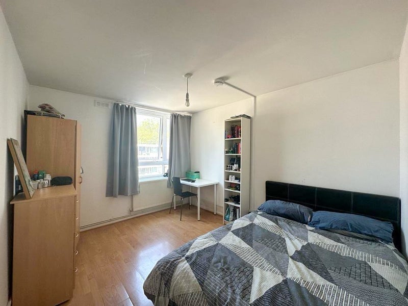 Flat Laxton Place in Greater London