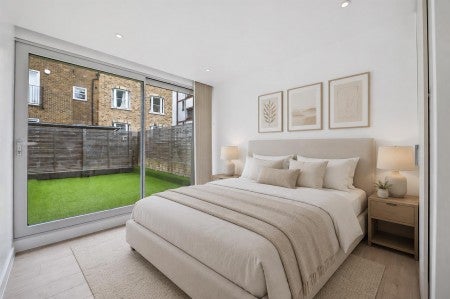 Flat Seven Sisters Road in Greater London
