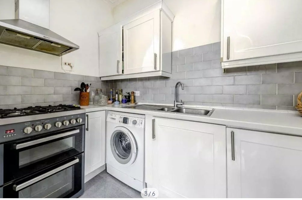 Flat Cholmeley Park in Greater London