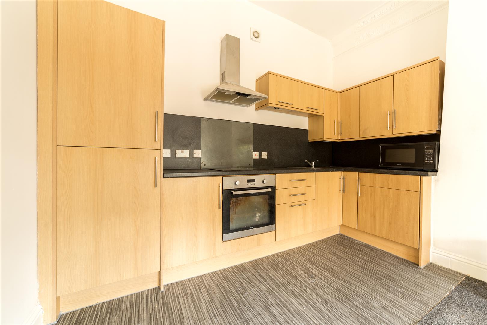 Flat Otterburn Terrace in Newcastle upon Tyne