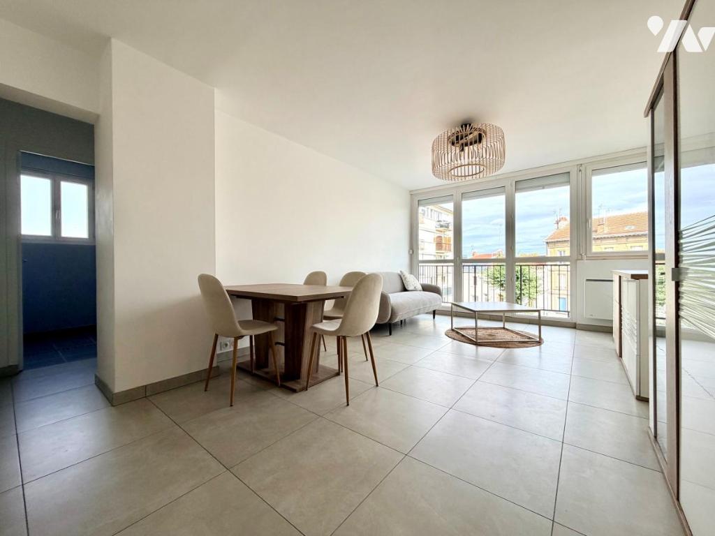Flat Rue d'Estienne d'Orves in Reims