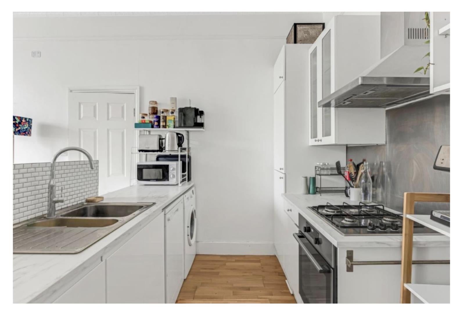 Flat Brondesbury Road in Greater London