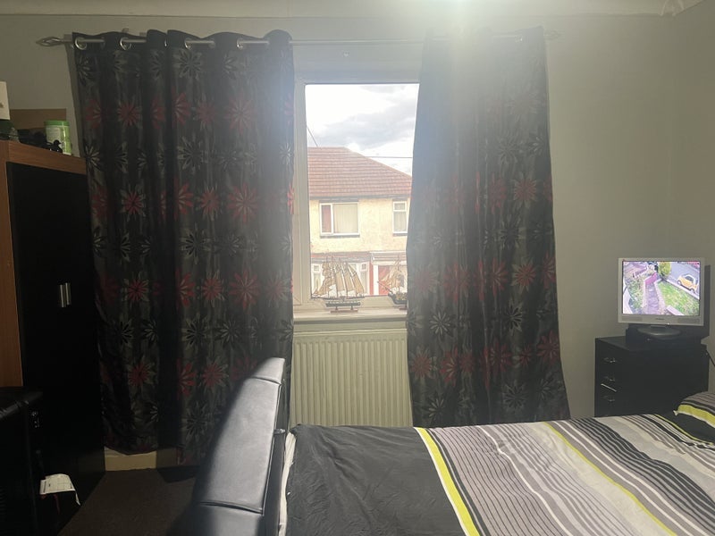 Room Windle Avenue in Manchester