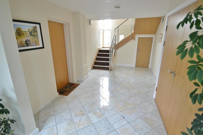 Flat Hunston Road in Trafford