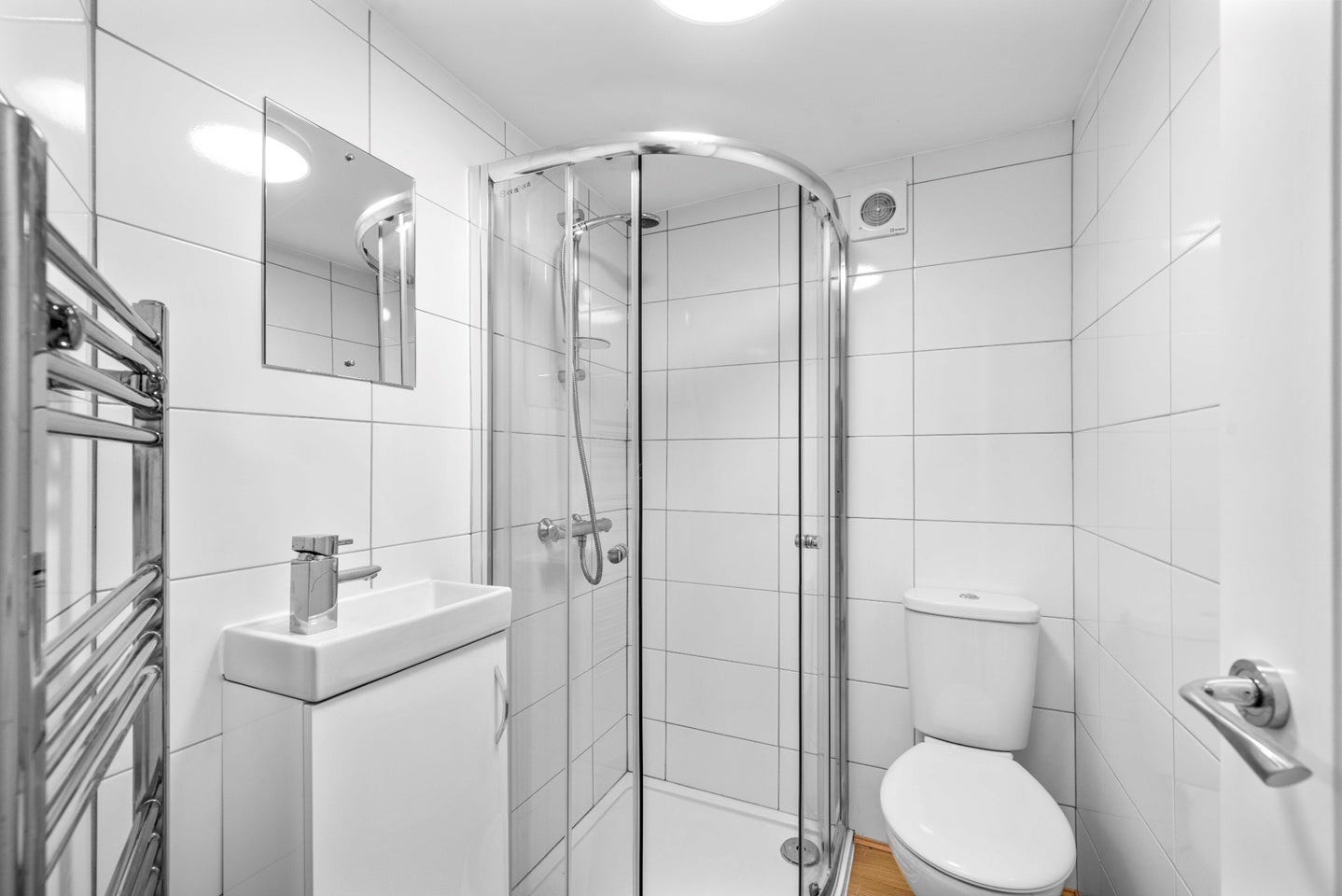 Room Trevelyan Road in Greater London