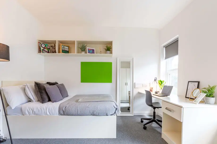 Flat Hollingdean Road in Brighton