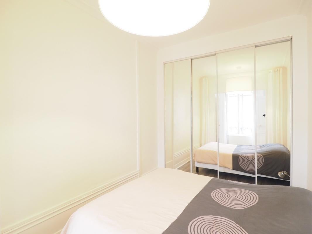 Flat Place Carnot in Lyon