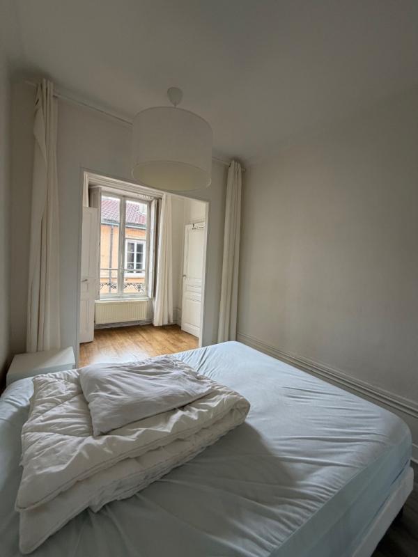Flat Place Carnot in Lyon
