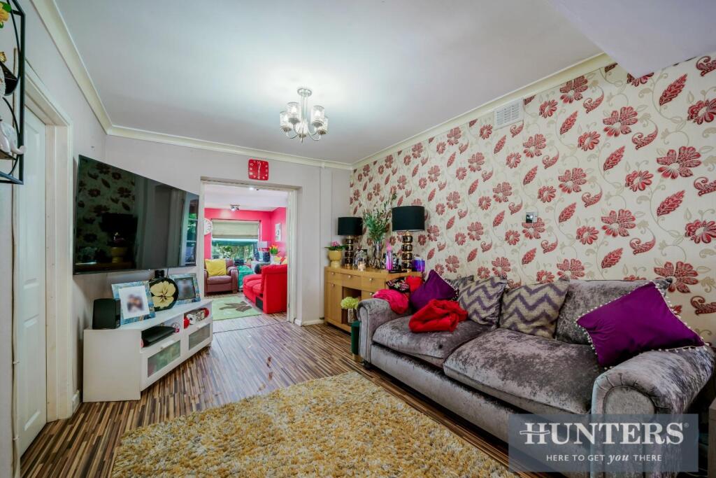 House Tamian Way in Greater London