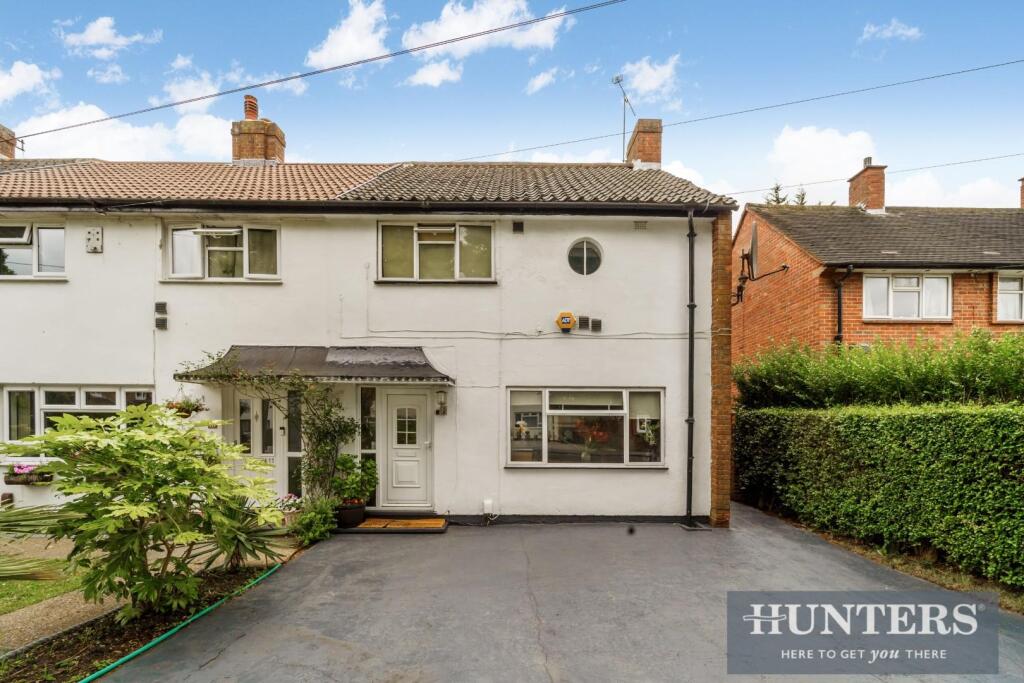 House Tamian Way in Greater London