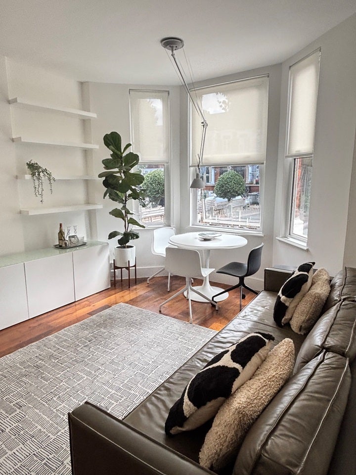 Flat Chevening Road in Greater London