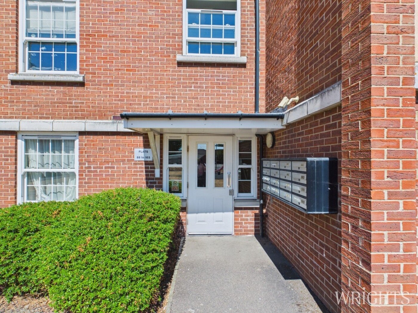 Flat Merrifield COurt in Welwyn Hatfield