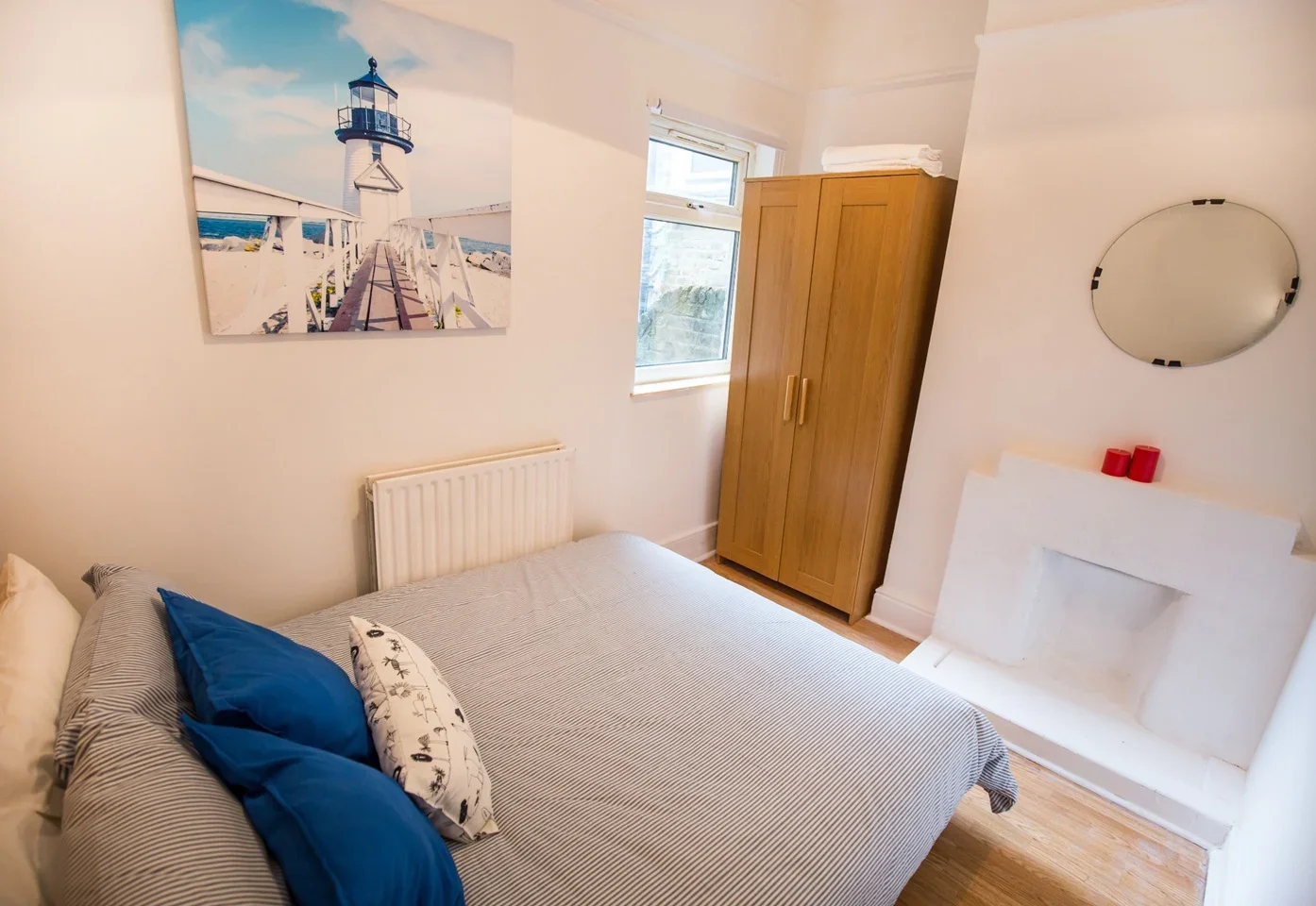 Flat Dalrymple Road in Greater London