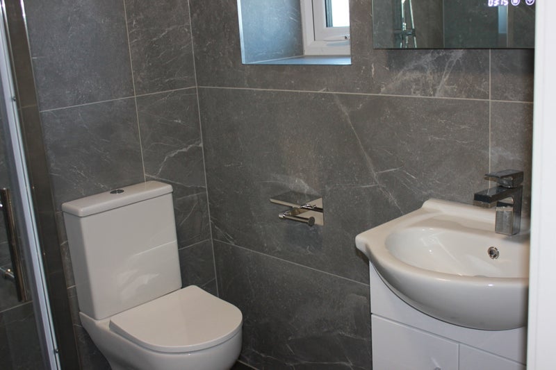 Room Ferngrove East in Bury