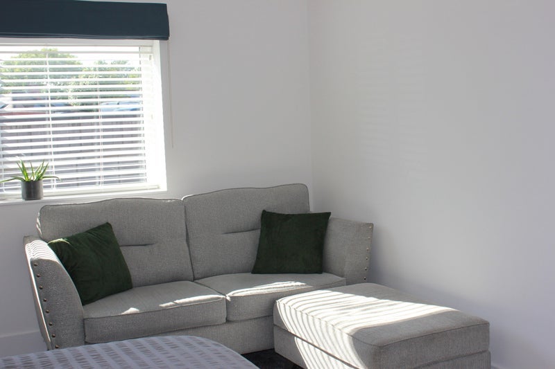 Flat Ferngrove East in Bury