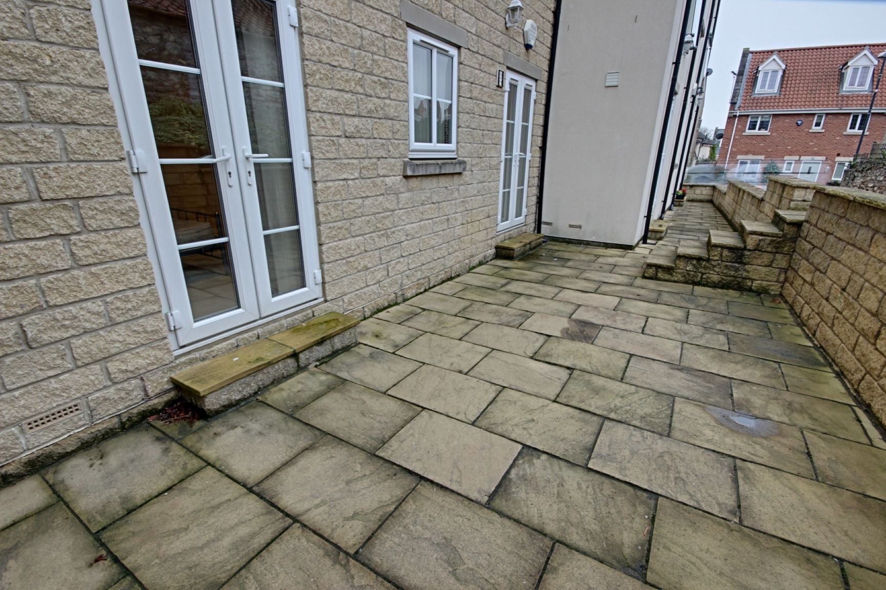 Flat Low Street in Leeds