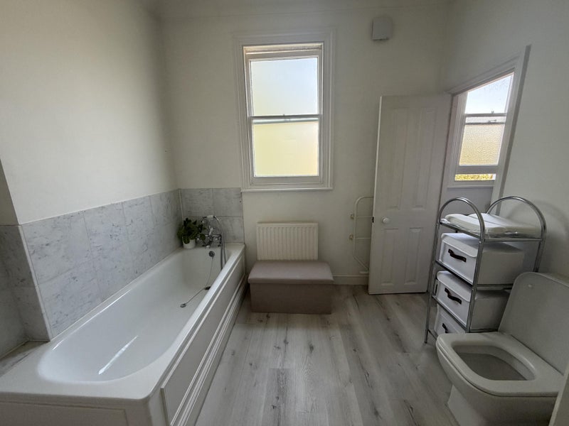 Room Altenburg Gardens in Greater London
