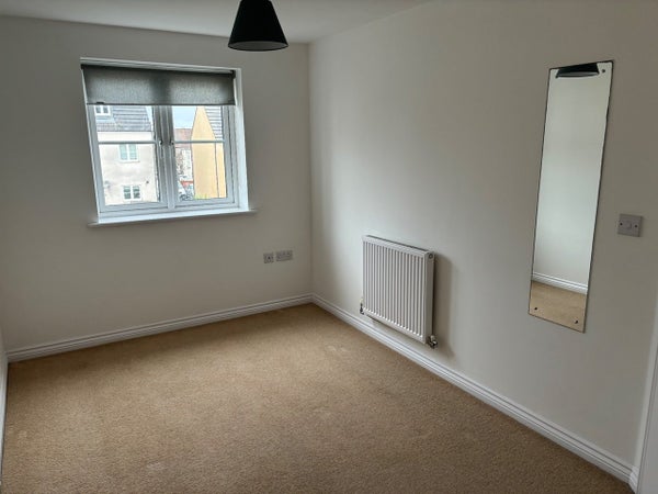 Flat College Way in Filton