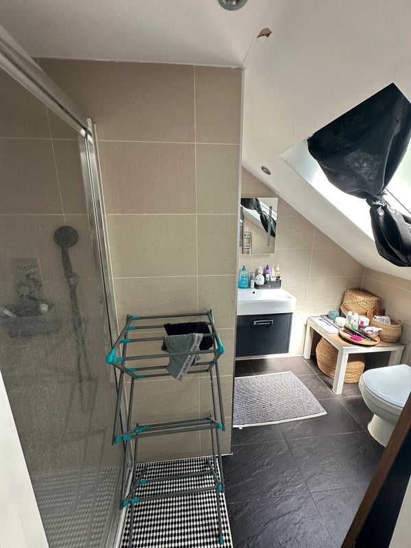 Room Wandsworth Bridge Road in Greater London
