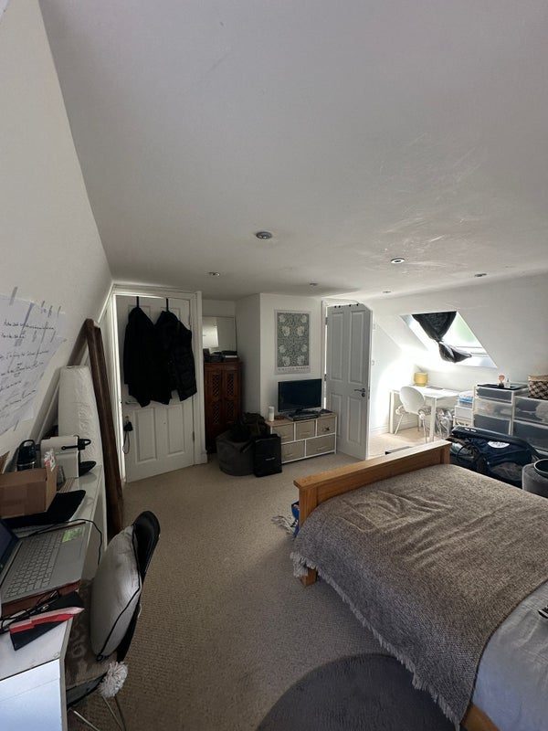 Room Wandsworth Bridge Road in Greater London