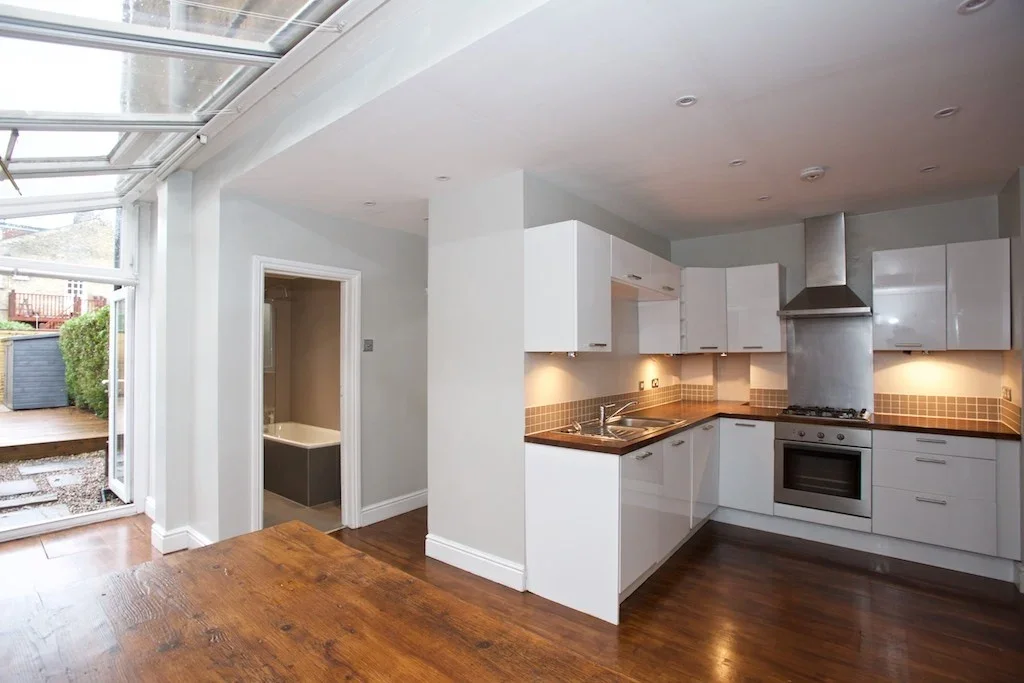 Room Ashleigh Road in Greater London