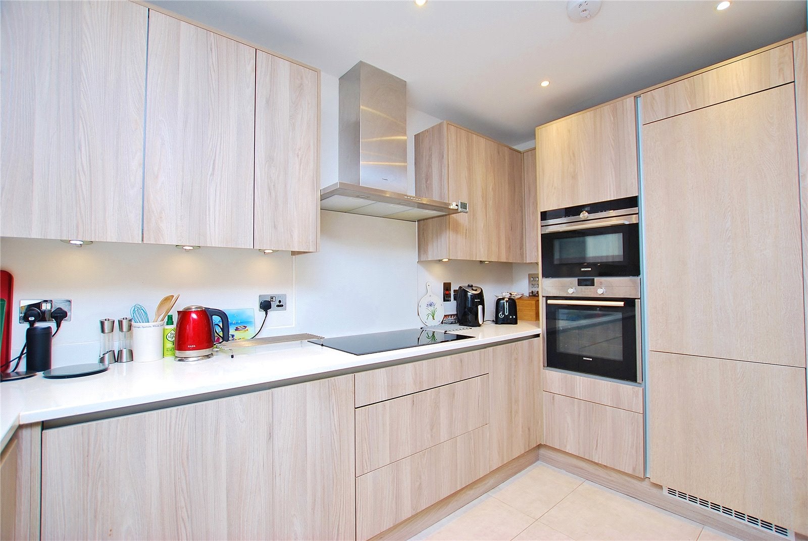 Flat Upper Edgeborough Road in Guildford