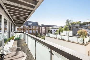 Flat Dallington Street in Greater London