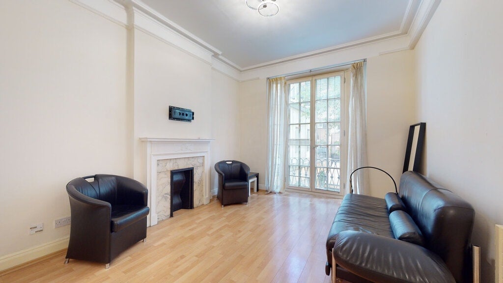 Flat Berkeley Street in City of Westminster